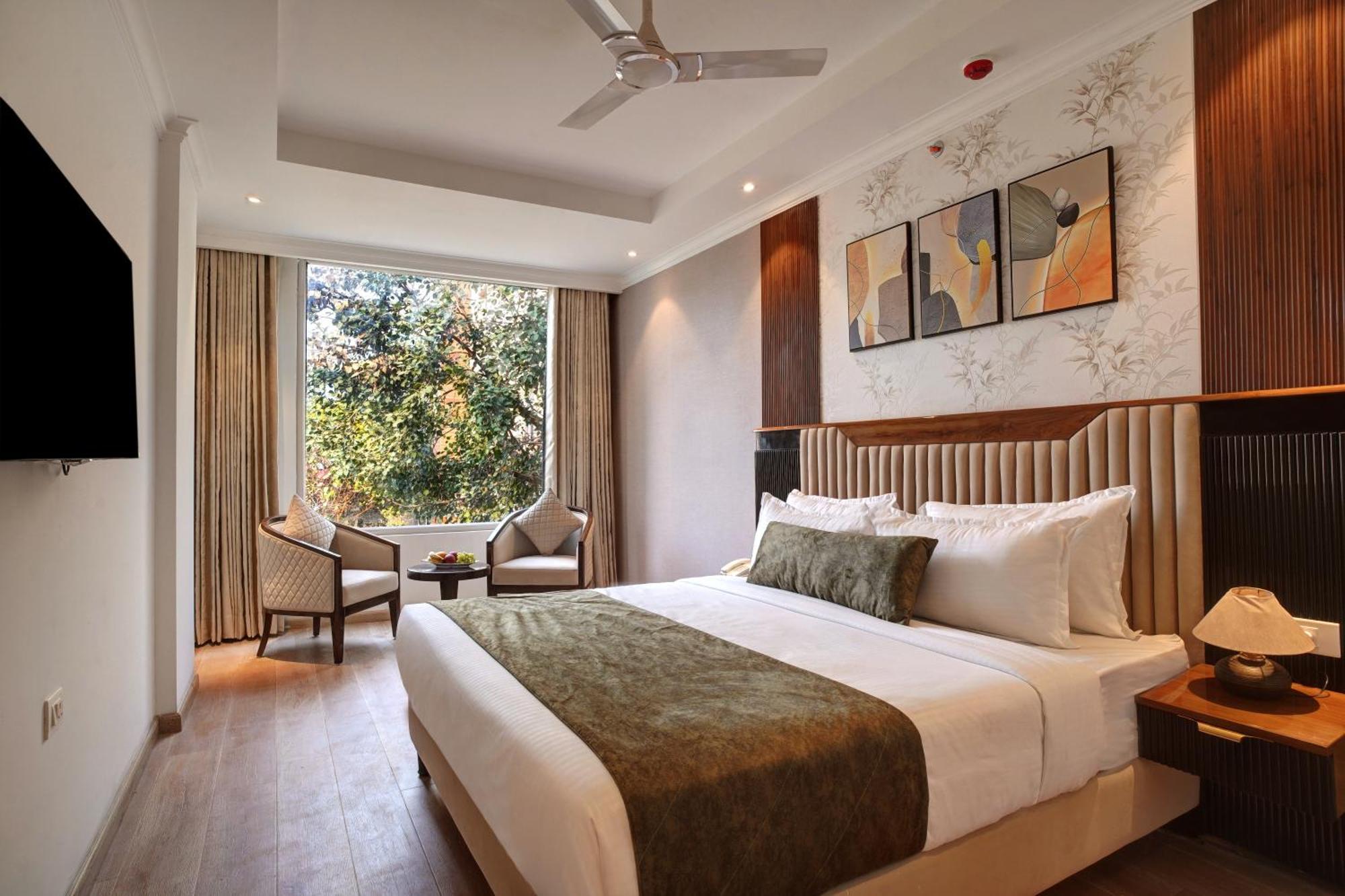 Iva Premium Delhi Airport With Airport Drop Hotel New Delhi Exterior photo